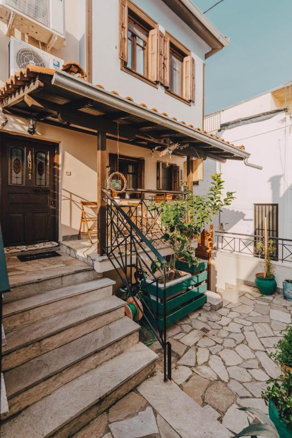 Varousi.Traditional House In Old Town Of Trikala 1 Экстерьер фото